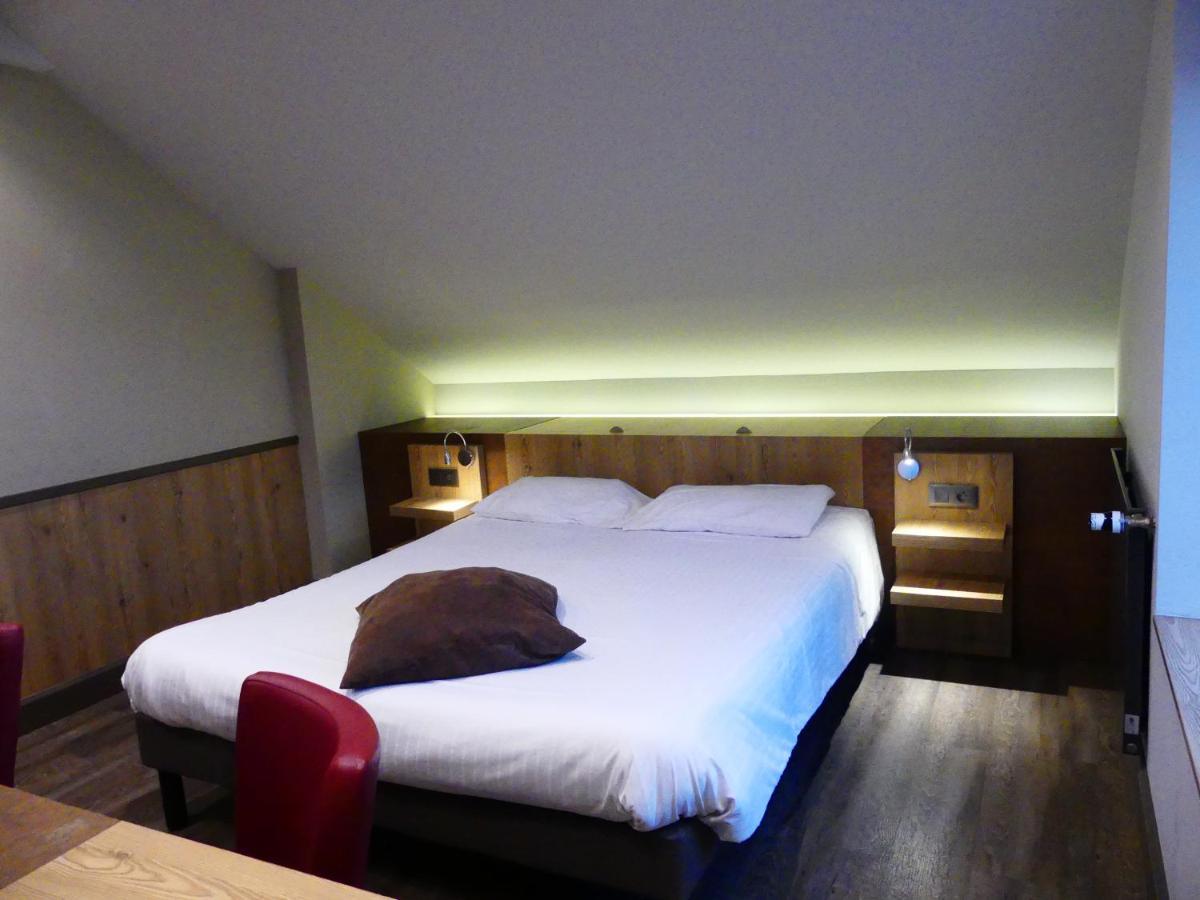 Logis Des Bains 3*